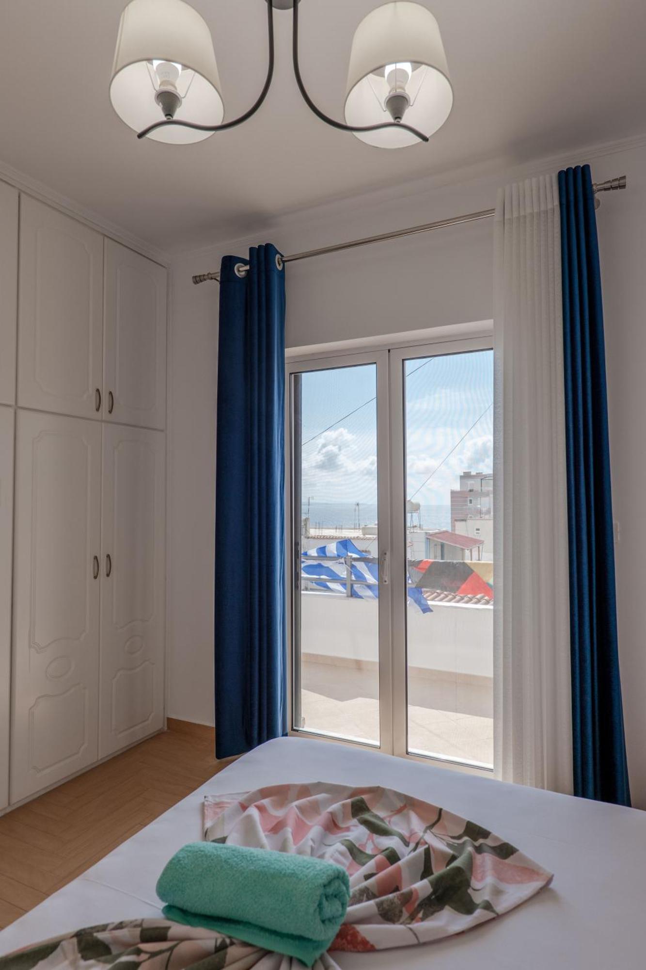 Hoteleks Inn & Suites Sarandë 외부 사진