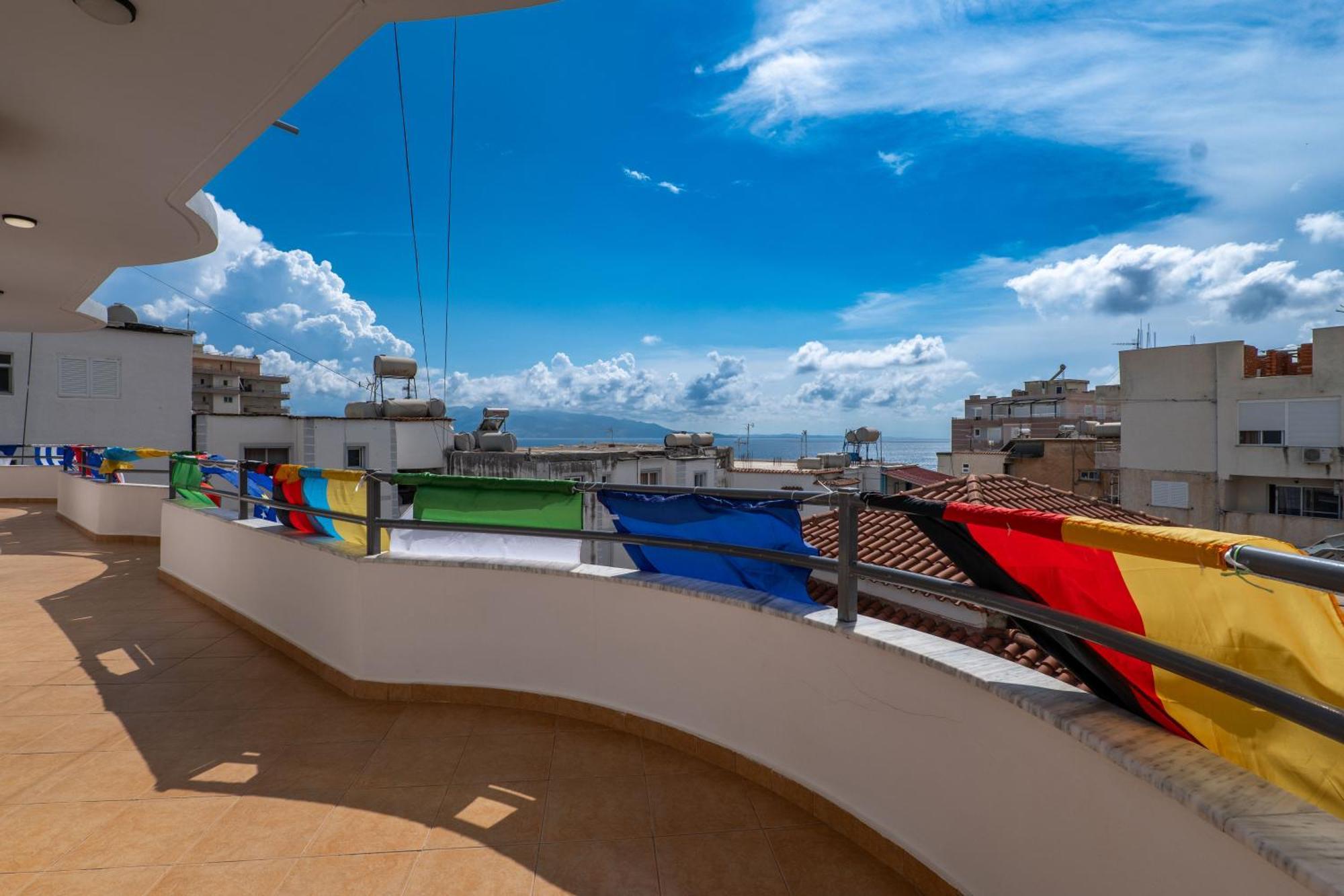 Hoteleks Inn & Suites Sarandë 외부 사진