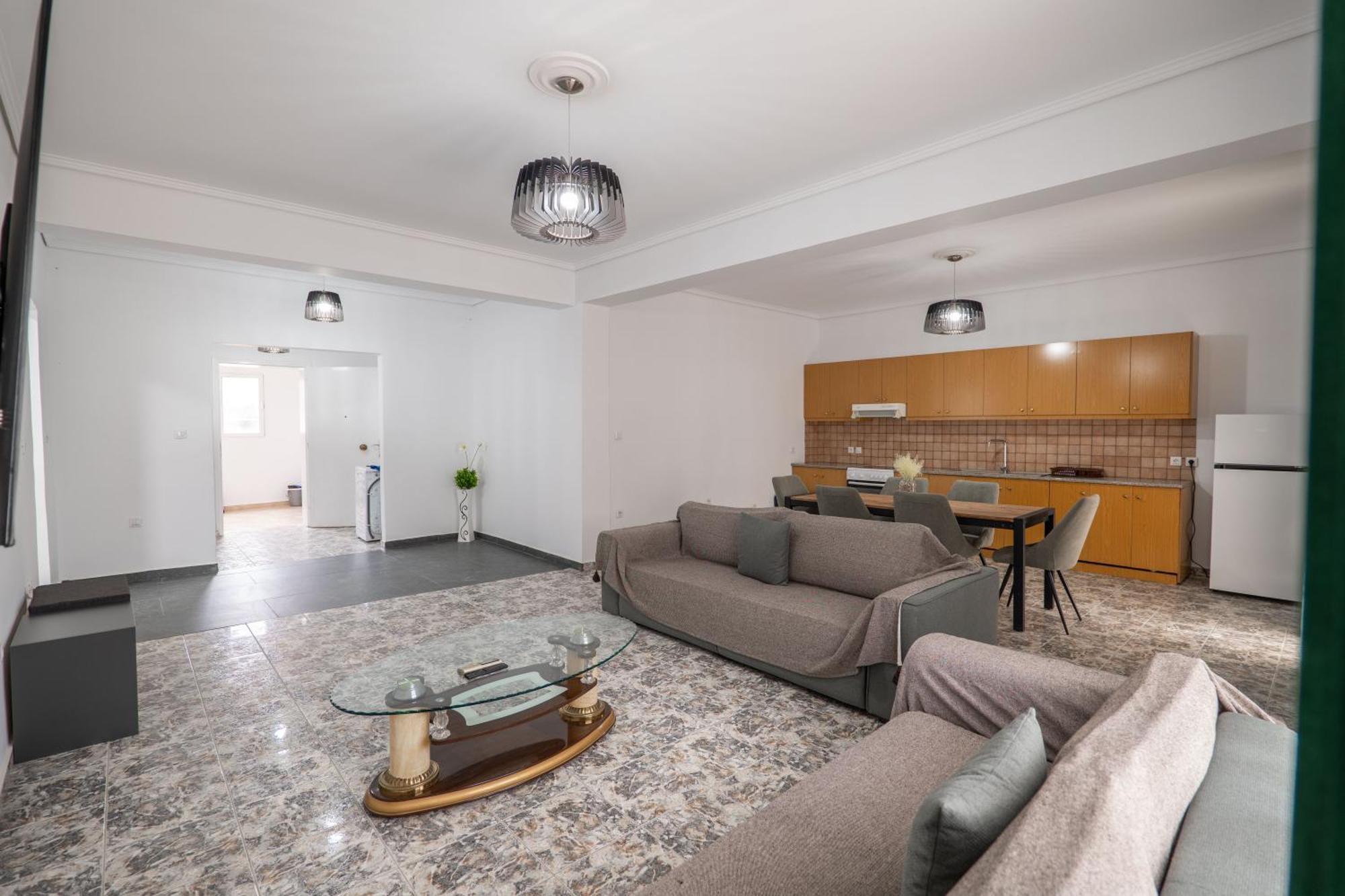 Hoteleks Inn & Suites Sarandë 외부 사진